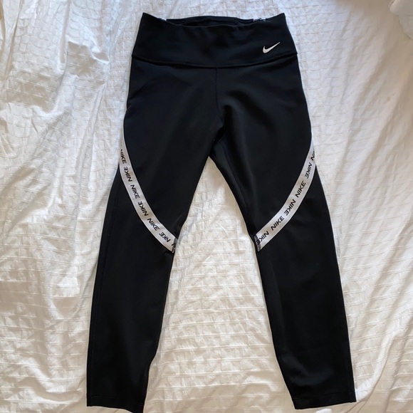 Nike 3/4 length leggings - Picture 1 of 4